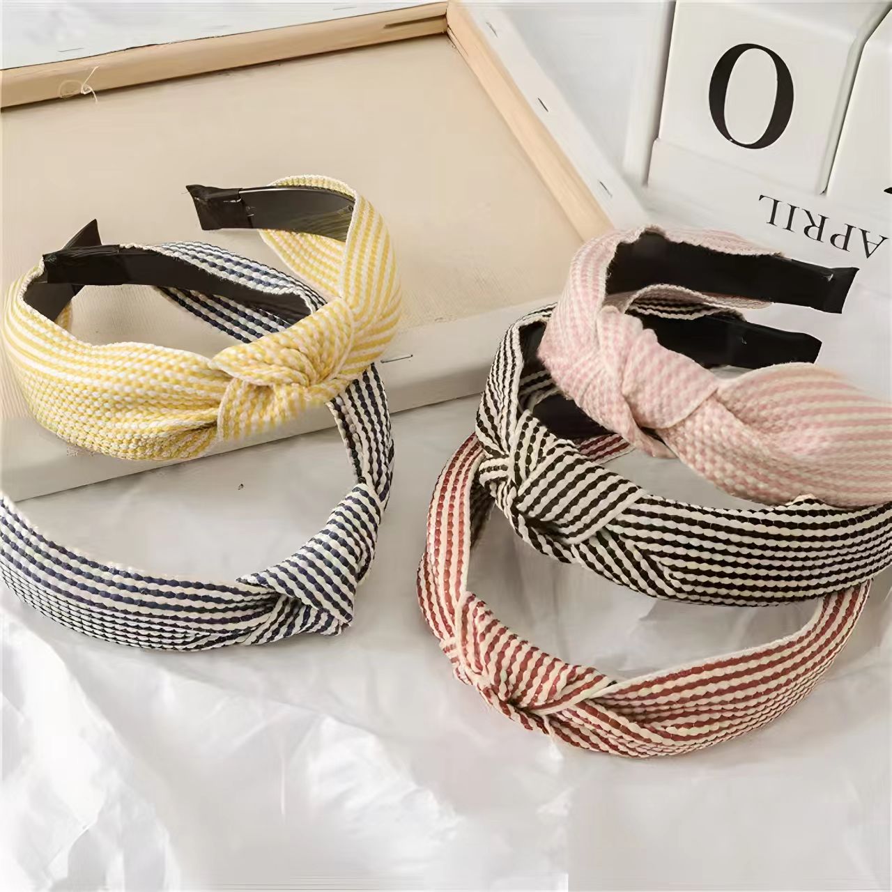 Geniş Kenarlı Kareli Saç Bandı - Headband Summer Knit incelemesi ve fiyatı